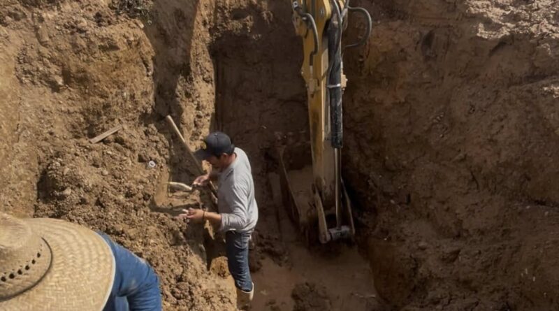 SIMAPARG realiza trabajos de rehabilitación en la red de agua pública de Calle Mar Pacífico