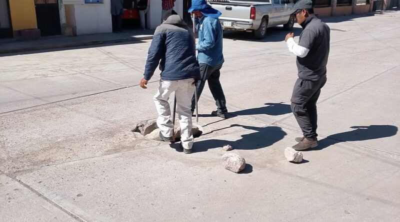 SIMAPARG realiza trabajos de mantenimiento y ampliación en redes sanitarias y atiende fuga en carretera a Loreto